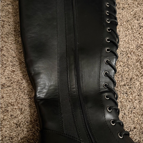 Black Lace-Up Knee-High Boots - Picture 4 of 11